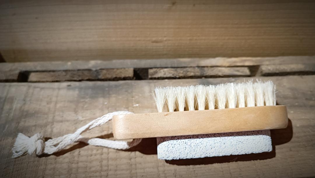 Brosse ongles